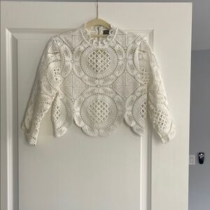 Essue White Lace Blouse